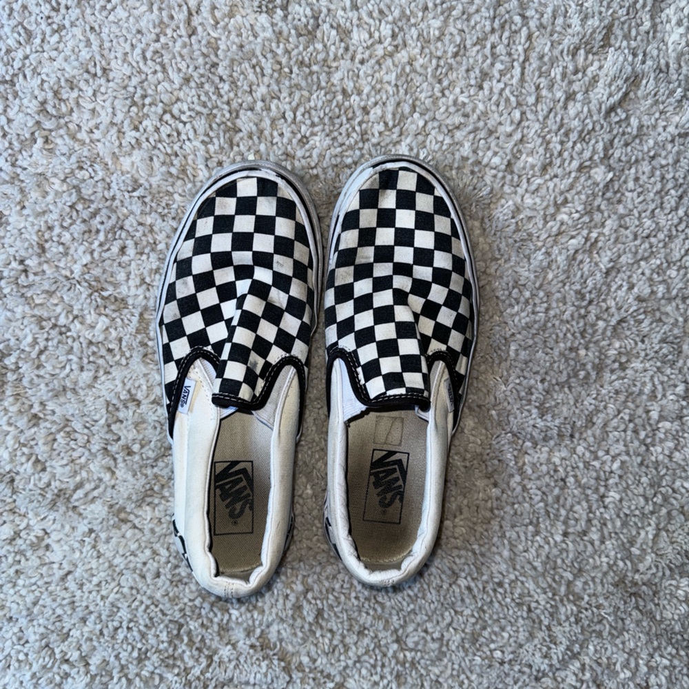 Vans checkered slip on 9.0